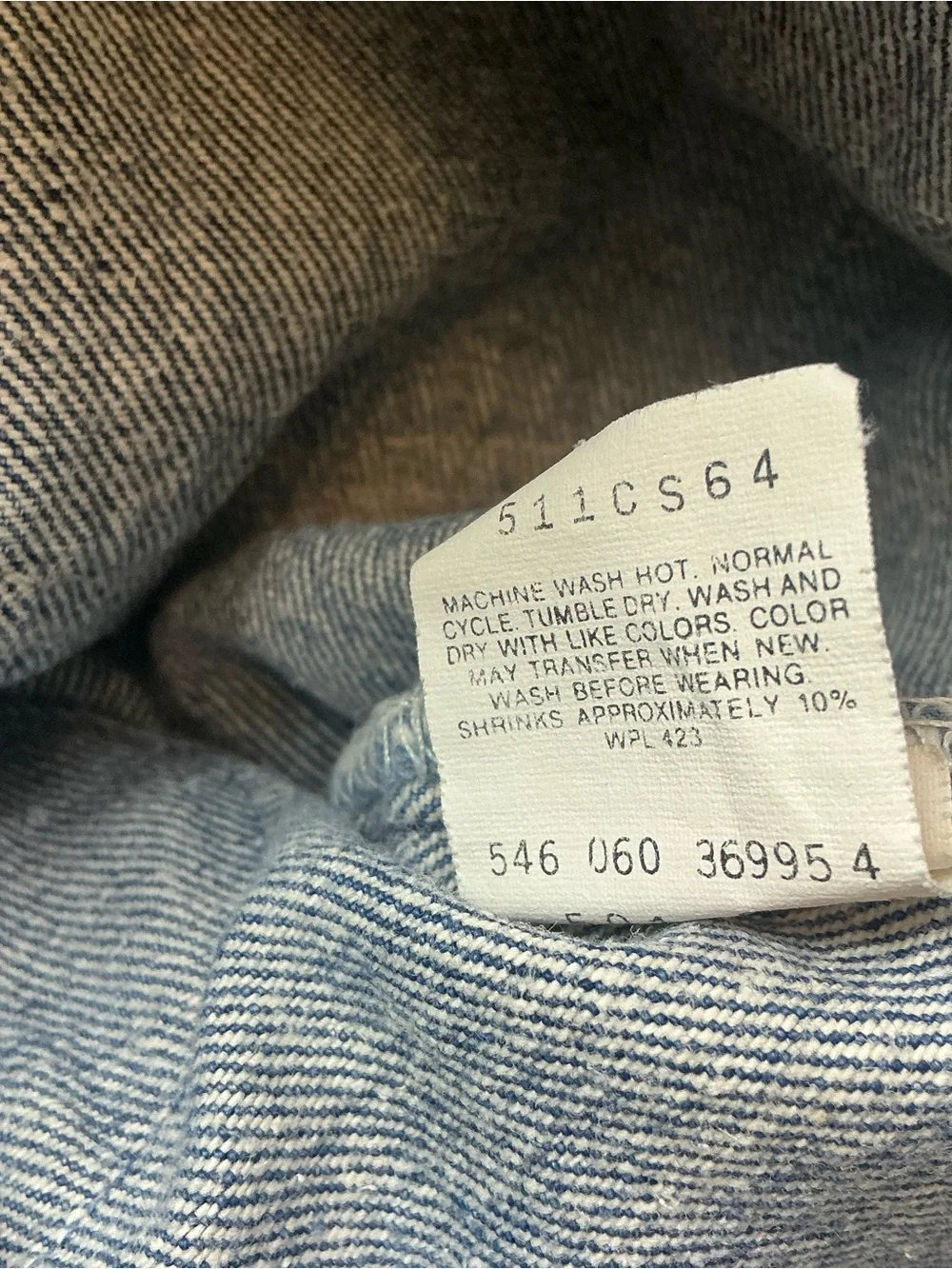 Vintage Levi’s 501XX button fly medium wash straight leg jeans 32 x 32 USA made